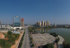 鳳凰湖廣場(chǎng)