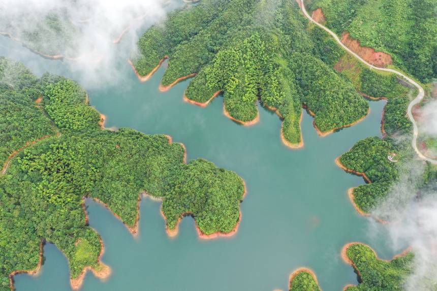 ���ġ������������Ŀ���L�|�Ҕz