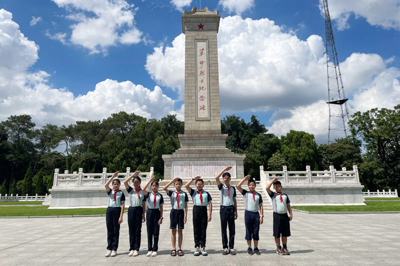 明天學(xué)校的少先隊(duì)員走訪廣西紅色教育基地。學(xué)校供圖