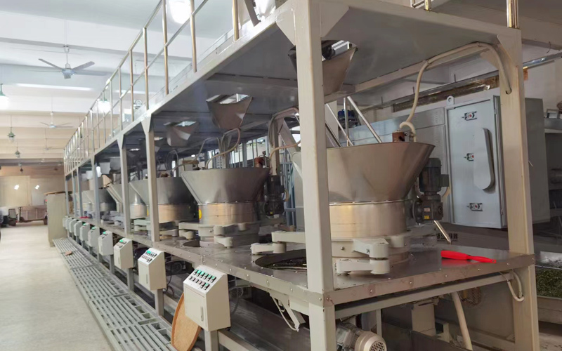 六堡茶智能化生產(chǎn)線。