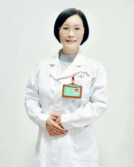 陳桂娥：賀州市中醫(yī)醫(yī)院放射科副主任。自治區(qū)衛(wèi)生健康委供圖