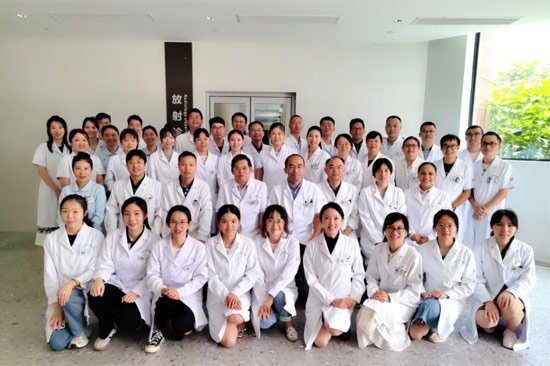 醫(yī)學(xué)影像學(xué)教研室人員合影。廣西醫(yī)科大學(xué)第二附屬醫(yī)院供圖
