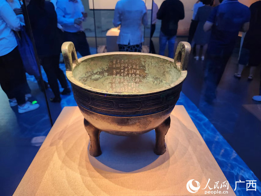 展覽展出的文物。人民網(wǎng)記者 黃子婧攝