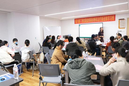 4 小班討論式學(xué)習(xí)班會場（廣西醫(yī)科大學(xué)第二附屬醫(yī)院供圖）