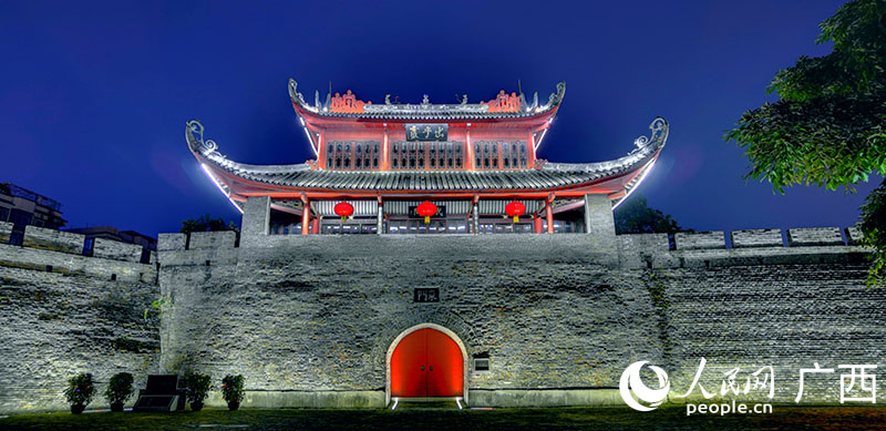 柳州東門城樓。人民網(wǎng) 付華周攝