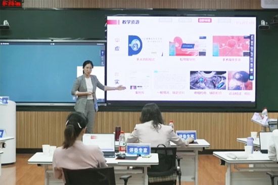 2 婦產科學教研室陳虹霏代表團隊進行現場匯報