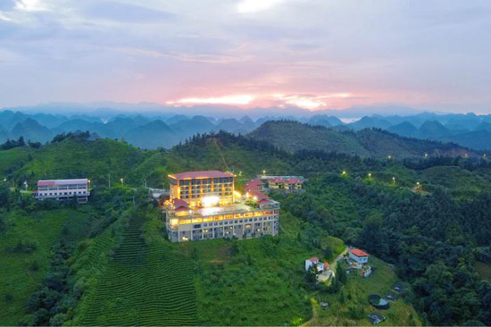 龍云山故事小鎮(zhèn)景區(qū)。何善權(quán)攝
