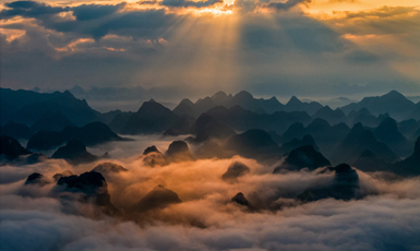 三等獎(jiǎng)：秀美大龍湖，仙境在人間作者：莫耀平