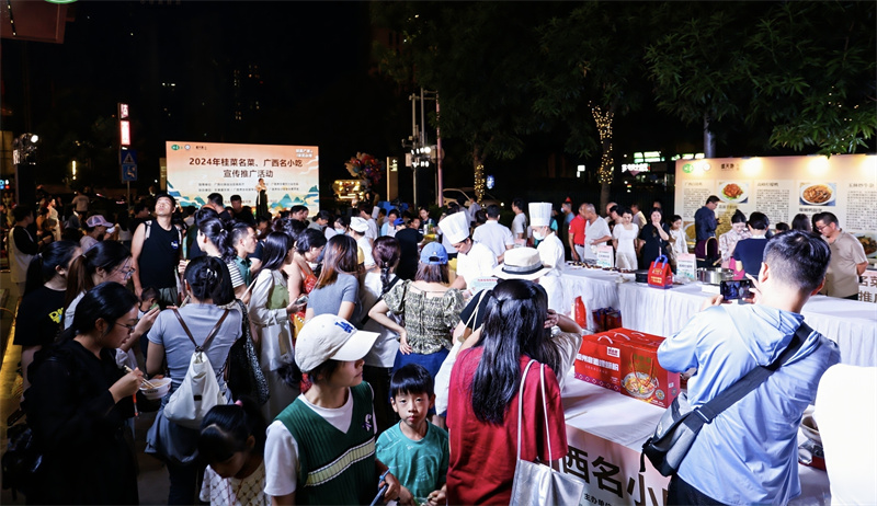 活動現場氣氛熱烈，市民游客絡繹不絕。主辦方供圖