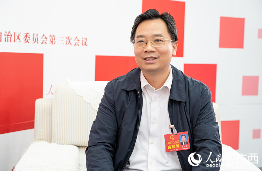 龐邦津代表接受專訪。人民網記者 嚴立政攝