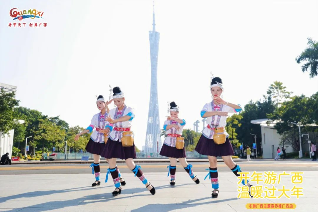 活動現(xiàn)場載歌載舞。主辦方供圖