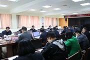 弘揚(yáng)“嘉庚精神” 共圓民族復(fù)興之夢各民主黨派梧州市委會(huì)、梧州市工商聯(lián)和無黨派人士代表圍繞梧州市優(yōu)化營商環(huán)境開展專題民主監(jiān)督調(diào)研活動(dòng)。市委常委、統(tǒng)戰(zhàn)部部長何世恰，市政協(xié)副主席、九三學(xué)社市委會(huì)主委曹垂龍參加相關(guān)活動(dòng)。[詳細(xì)]