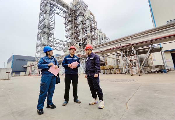 工作人員到企業(yè)走訪。