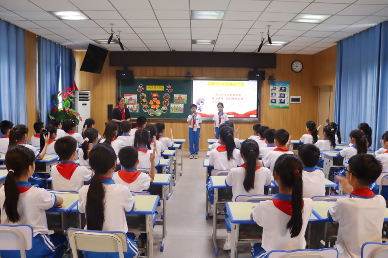 鳳凰小學(xué)把鑄牢中華民族共同體意識教育融入思政課程。王芙淑攝