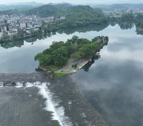 從詩中探尋千年古渠的治水智慧