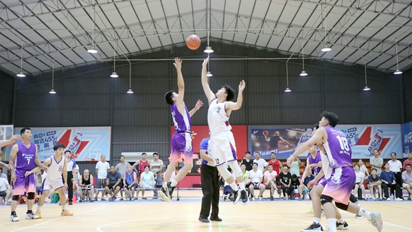 2025年萬村籃球賽港南區(qū)級賽正式打響