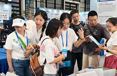 區(qū)調(diào)院科創(chuàng)研學(xué)團隊首秀廣西科技成果展