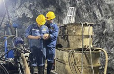 四隊首次大規(guī)模承接礦山坑內(nèi)鉆項目