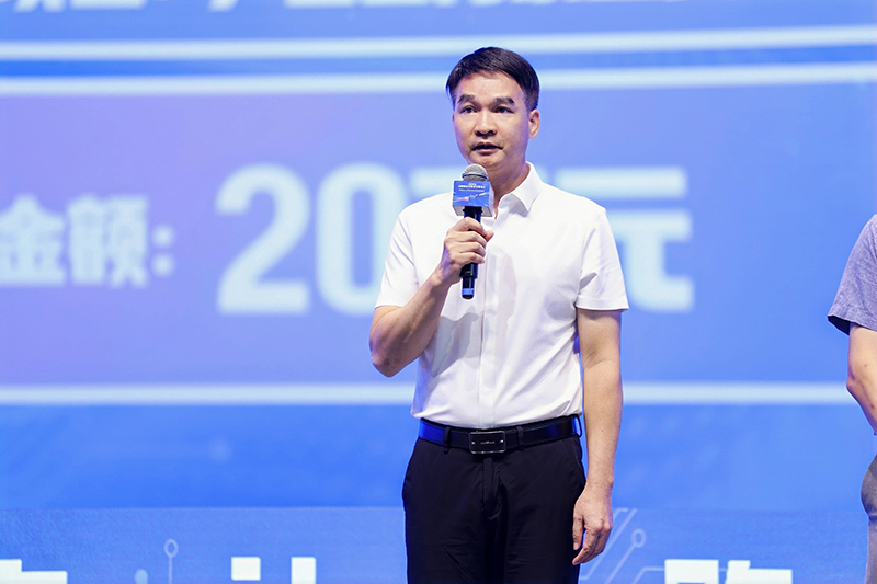 廣西商業(yè)學(xué)?！鞍l(fā)榜”。主辦方供圖