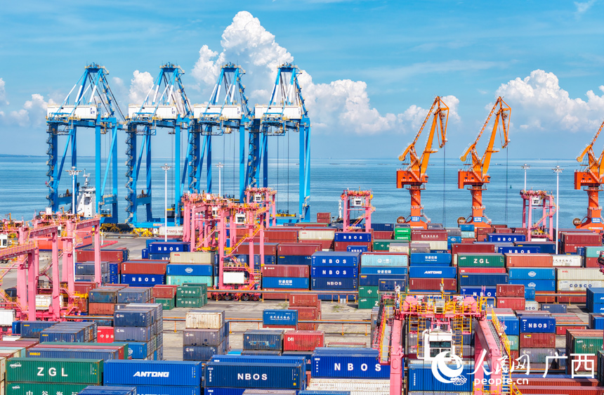 廣西北海港鐵山港區(qū)集裝箱堆場。