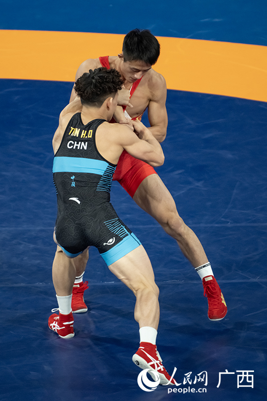 比賽競爭激烈。人民網(wǎng) 雷琦竣攝