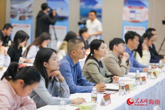 新聞發(fā)布會(huì)現(xiàn)場(chǎng)。人民網(wǎng)記者 牛良玉攝